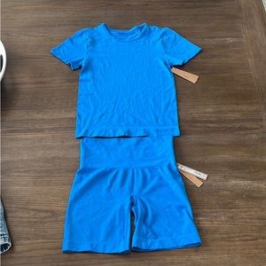 SKIMS smoothing seamless set